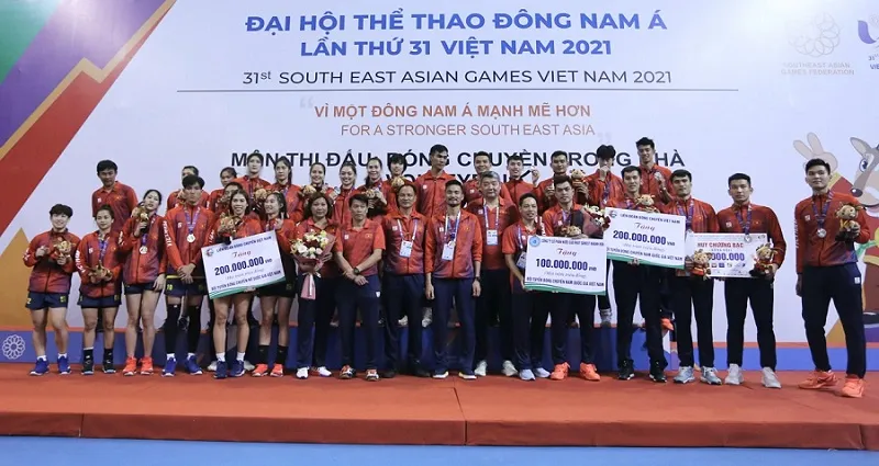 Các đội tuyển bóng chuyền nam, nữ trong nhà dự kiến sẽ có mức treo thưởng theo thành tích thi đấu như kỳ SEA Games 31 năm ngoái. Ảnh: DŨNG PHƯƠNG