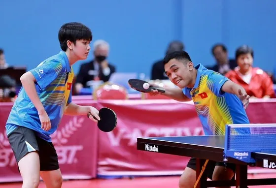 Mai Ngọc, Anh Hoàng là thành viên đội bóng bàn Việt Nam đi Mỹ lần này. Ảnh: DŨNG PHƯƠNG