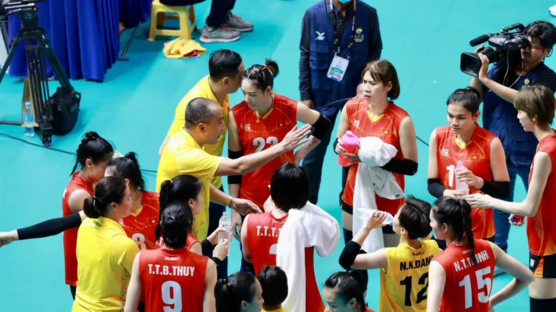 Đội tuyển bóng chuyền nữ Việt Nam giữ hầu hết cầu thủ SEA Games 32 tham gia AVC Challenge Cup 2023. Ảnh: DŨNG PHƯƠNG