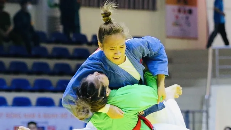 Giải vô địch kurash luôn được người hâm mộ chú ý theo dõi. Ảnh: D.P