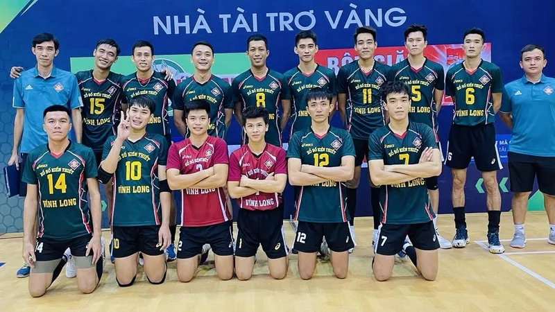 Bóng chuyền nam Vĩnh Long đang tìm cơ hội để trở lại giải vô địch quốc gia như từng tham dự năm 2022 trước đây. Ảnh: MINH MINH