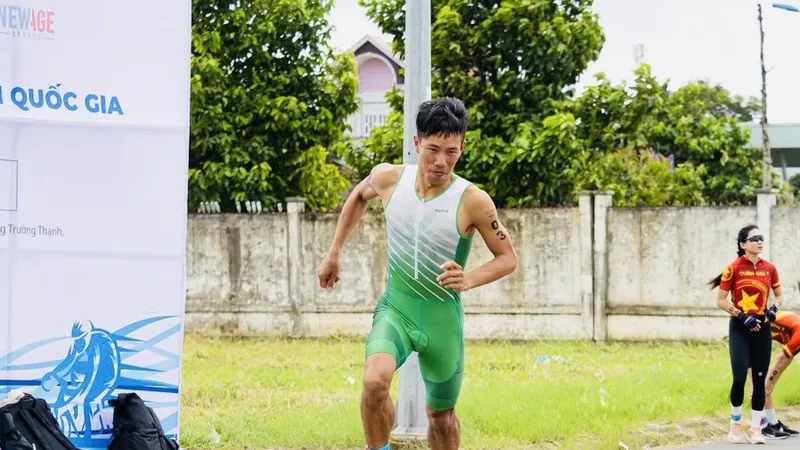 VĐV Nguyễn Anh Trí thi đấu trong ngày 30-7 để có tấm HCV quan trọng ở duathlon nam. Ảnh: BTC