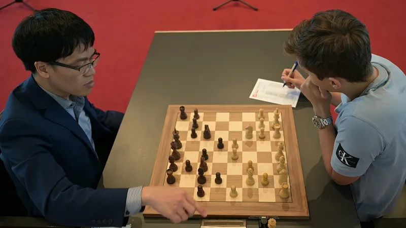 Đại kiện tướng Lê Quang Liêm được kì vọng thi đấu tốt tại World Cup 2023. Ảnh: BIELCHESS