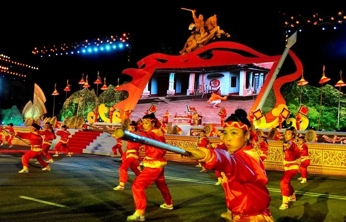 Liên hoan quốc tế võ cổ truyền Việt Nam thu hút sự quan tâm của người dân cả nước. Ảnh: MINH HOÀNG