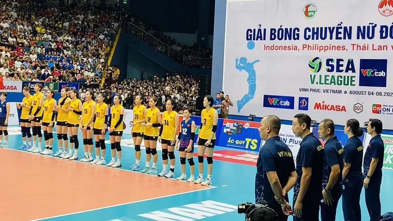 Đội tuyển bóng chuyền nữ Việt Nam có hạng nhì tại lượt đầu của giải SEA V.League 2023. Ảnh: MINH MINH