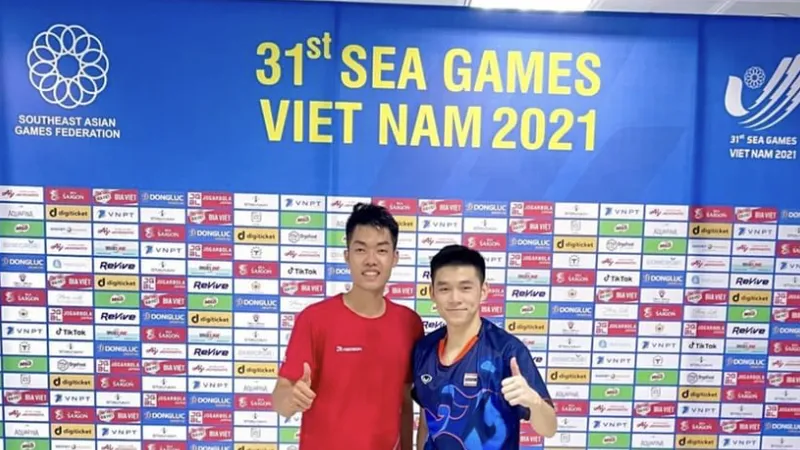 Lê Đức Phát và nhà vô địch thế giới 2023 Kunlavut Vitidsarn từng đọ sức với nhau tại SEA Games 31. Ảnh: ĐỨC PHÁT