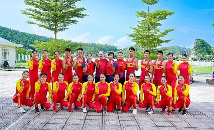 Đội đua thuyền rowing Việt Nam quyết tâm thi đấu để giành những kết quả xuất sắc nhất tại ASIAD 19. Ảnh: ĐUA THUYỀN VN