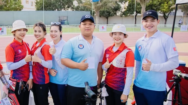 Thanh Nhi, Ánh Nguyệt đã có mặt tại Quảng Ninh để chuẩn bị thi đấu cho đơn vị của mình. Ảnh: BCVN