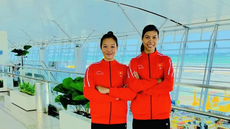 Cầu thủ bóng chuyền bãi biển nữ Việt Nam dự giải U21 thế giới năm nay. Ảnh: VFV