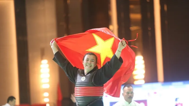 Võ sĩ Quàng Thị Thu Nghĩa đã giành HCV giải vô địch châu Á 2023. Ảnh: DŨNG PHƯƠNG
