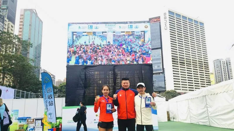 Hoàng Nguyên Thanh và Hoàng Thị Ngọc Hoa đã thi đấu marathon châu Á 2024. Ảnh: NGUYÊN THANH