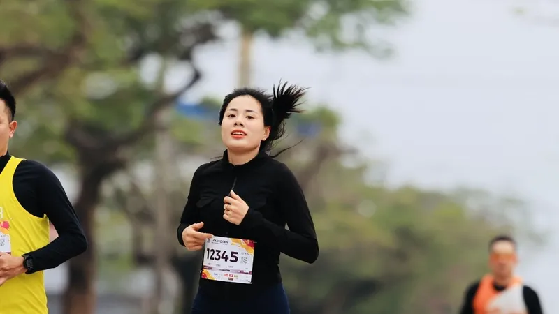 Nguyễn Thị Huyền đã thi đấu giải bán marathon Nam Định 2024. Ảnh: BTC