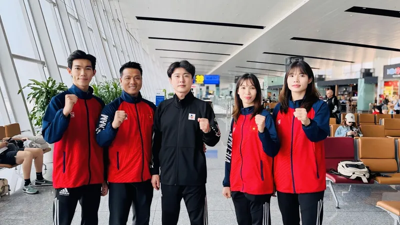 Tuyển taekwondo Việt Nam không giành được vé Olympic Paris (Pháp) 2024 là điều đáng tiếc cho thể thao Việt Nam. Ảnh: VTF