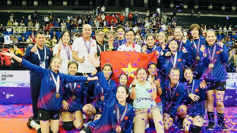 Đội tuyển bóng chuyền nữ Việt Nam giữ nguyên 14 cầu thủ đăng ký dự FIVB Challenge CUp 2024. Ảnh: NGUYỄN ĐỨC