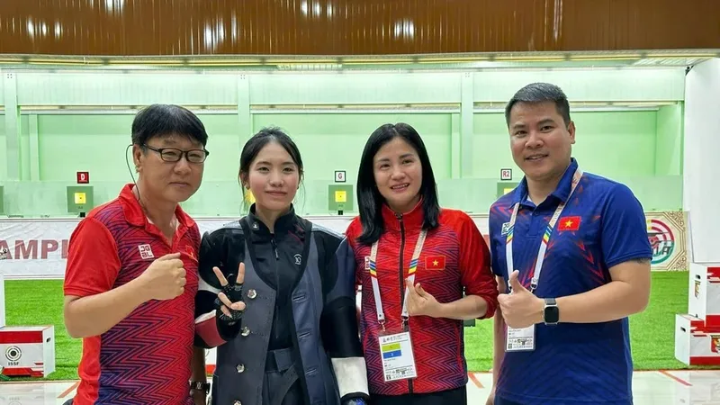 Xạ thủ Lê Thị Mộng Tuyền đã giành suất Olympic 2024 cho thể thao TPHCM. Ảnh: MINH MINH