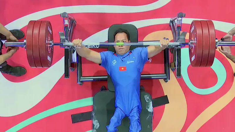 Lê Văn Công là niềm hy vọng huy chương của thể thao paralympic Việt Nam. Ảnh: PARALYMPICVN