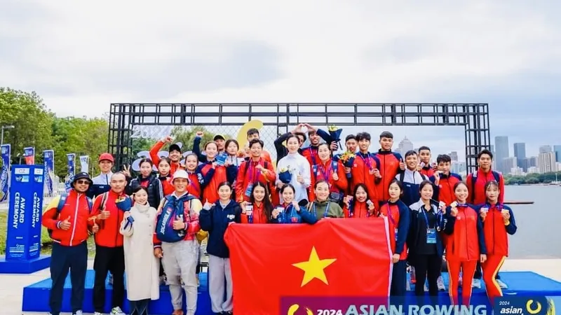 Đội rowing trẻ Việt Nam vừa kết thúc thi đấu ở Trung Quốc và đạt hạng 4 toàn đoàn. Ảnh: ASIANROWING