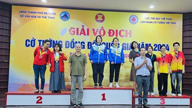 Cờ tướng nữ TPHCM chiến thắng trong nội dung cờ chớp, cờ nhanh tại giải đang thi đấu ở Đà Nẵng. Ảnh: COTUONGVN
