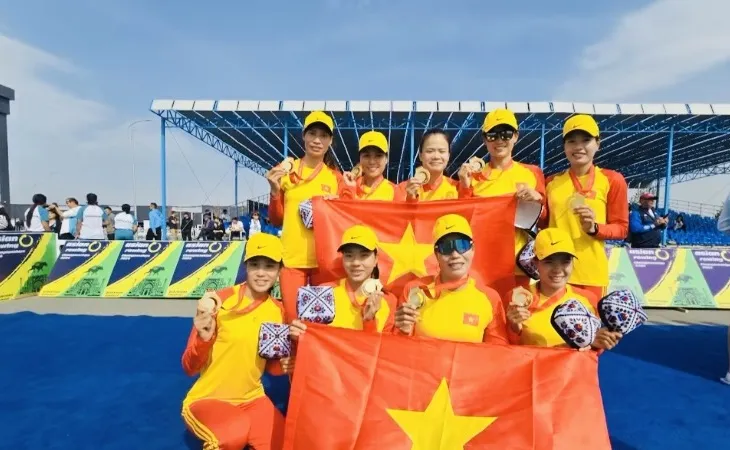 Đội rowing Việt Nam giành thêm HCV ở ngày cuối để giúp chúng ta có hạng 4 toàn đoàn. Ảnh: T.HẢO