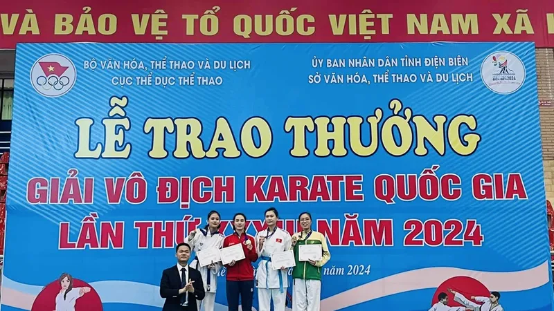 Các VĐV đã thi đấu và giành kết quả cao giải vô địch quốc gia 2024. Ảnh: ĐINH HƯƠNG
