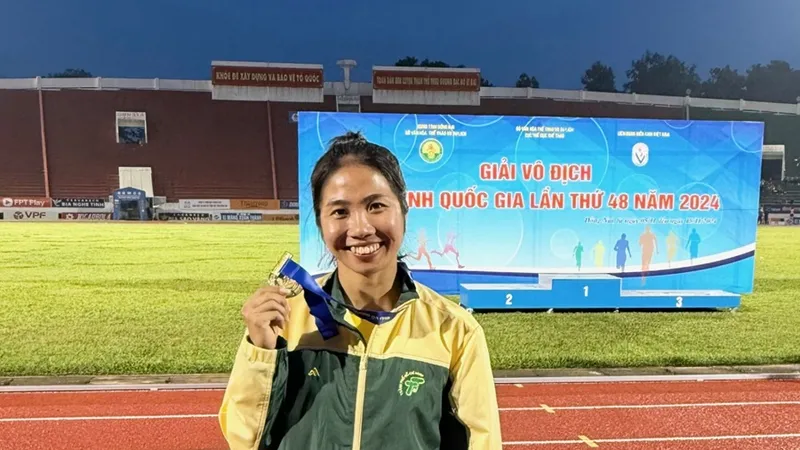 Hà Thị Thu giành HCV quan trọng cho mình tại giải năm nay. Ảnh: MINH MINH