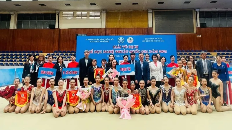 VĐV thể dục nghệ thuật cả nước đã tranh tài giải vô địch quốc gia 2024. Ảnh: VGF