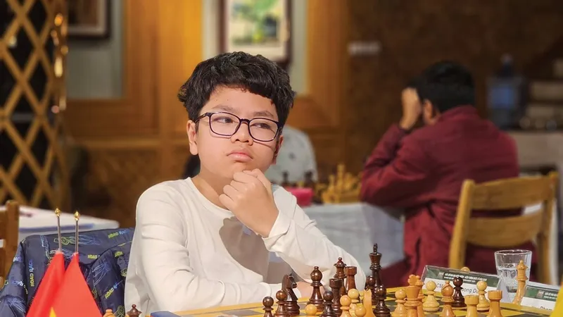 Kỳ thủ Đầu Khương Duy tham dự giải vô địch nhanh, chớp thế giới 2024. Ảnh: CHESSVN
