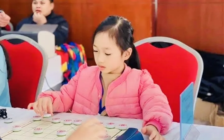 Kỳ thủ trẻ có cơ hội thi đấu tại giải Tìm gương mặt trẻ tài năm 2025 của Liên đoàn cờ tướng Việt Nam. Ảnh: LĐCOTUONGVN