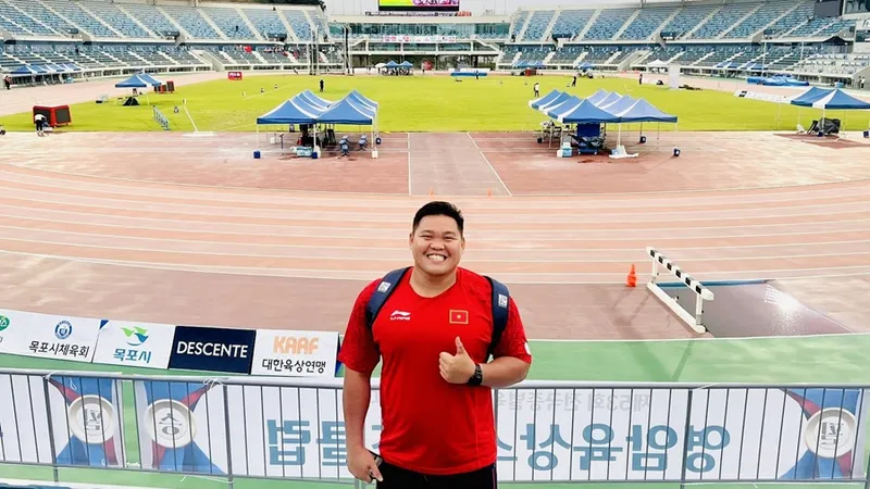 Phan Thanh Bình từng dự giải ném, đẩy châu Á 2024 tại Hàn Quốc và tích lũy chuyên môn đáng kể. Ảnh: P.T.BÌNH