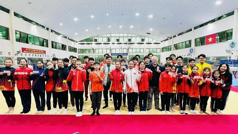 HLV Phan Thị Hà Thanh (ngoài cùng bên phải) đang là HLV phụ trách đội nữ TDDC quốc gia của thể thao Việt Nam. Ảnh: THANH PHAN