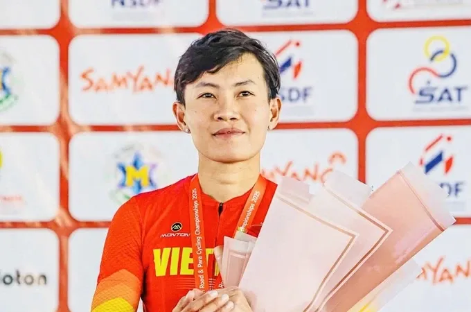 Nguyễn Thị Thật đang có hạng 129 trên bảng xếp hạng cua-rơ nữ đường trường thế giới của UCI. Ảnh: THAICYCLING