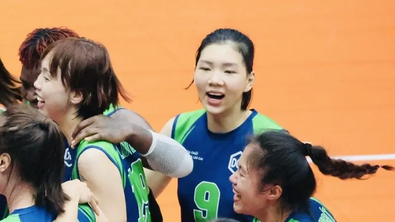 Phụ công Bích Thủy (9) không được đội bóng nào chọn trong kỳ try-out ở ngày 11-4. Ảnh: DŨNG PHƯƠNG