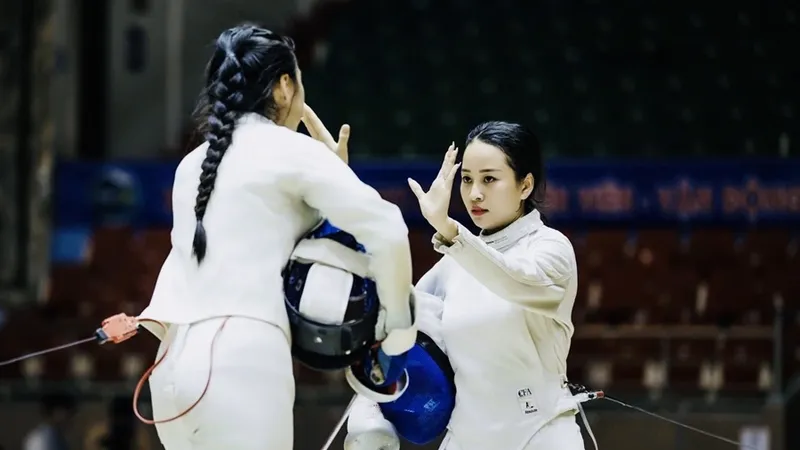 VĐV đã thi đấu tại giải đấu kiếm vô địch quốc gia năm nay. Ảnh: VNROYALFENCING