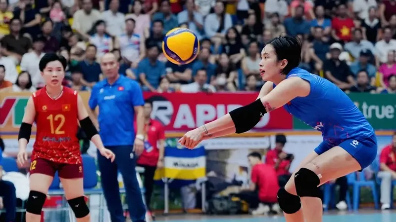Đội tuyển bóng chuyền nữ Việt Nam rất tập trung để thi đấu tại giải vô địch thế giới 2025. Ảnh: AVC