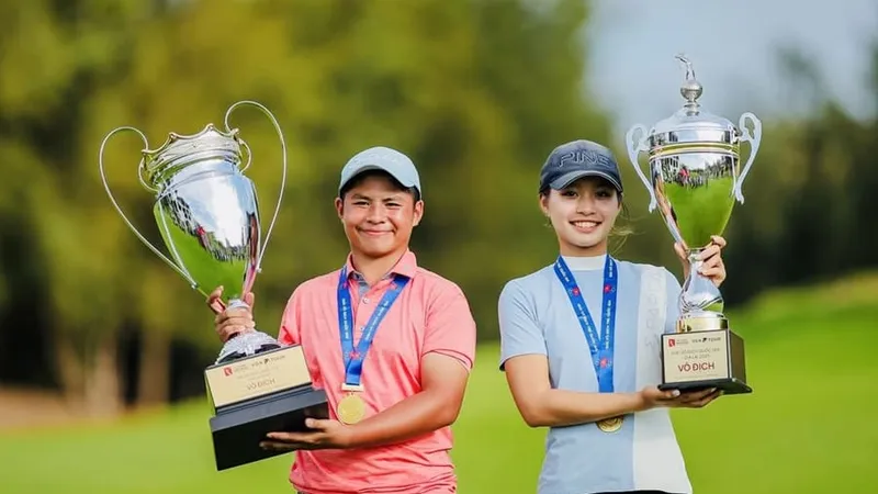 Tuấn Anh và Chúc An là nhà vô địch golf quốc gia 2025. Ảnh: VGA