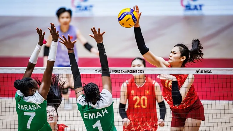 Đội tuyển bóng chuyền nữ Việt Nam tụt bậc sau chuỗi trận thua tại giải vô địch thế giới 2025. Ảnh: FIVB