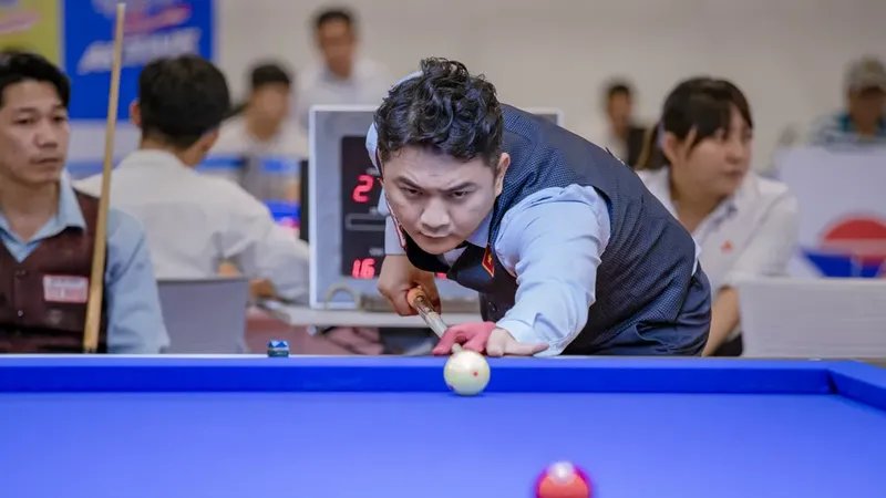 Trần Thanh Lực vô địch Cúp quốc gia 2025 nội dung carom 3 băng. Ảnh: GIA MẪN