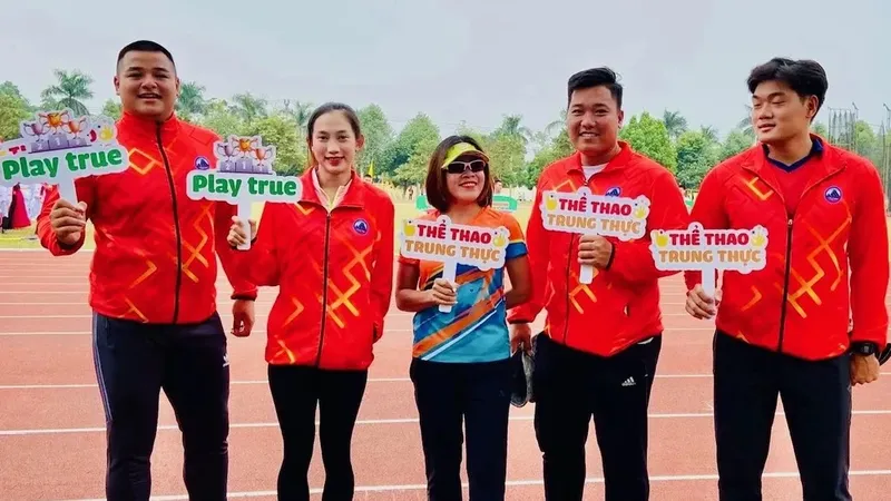 Tất cả VĐV đều hướng tới thi đấu thể cao công bằng và lành mạnh. Ảnh: MINH MINH