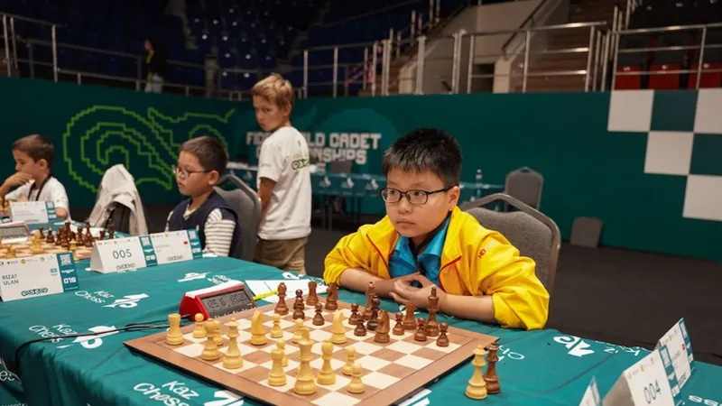Lê Phan Hoàng Quân giành HCB cho đội cờ vua trẻ Việt Nam tại giải. Ảnh: FIDE