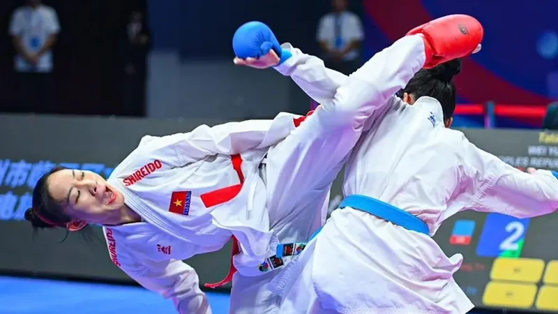 Võ sĩ Hoàng Thị Mỹ Tâm có trong thành phần đội tuyển karate Việt Nam thi đấu ở Malaysia. Ảnh: AKF