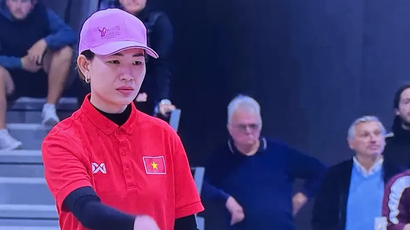 Bi thủ Việt Nam thi đấu tại trận chung kết và có chiến thắng thuyết phục. Ảnh: ĐOÀN TUẤN