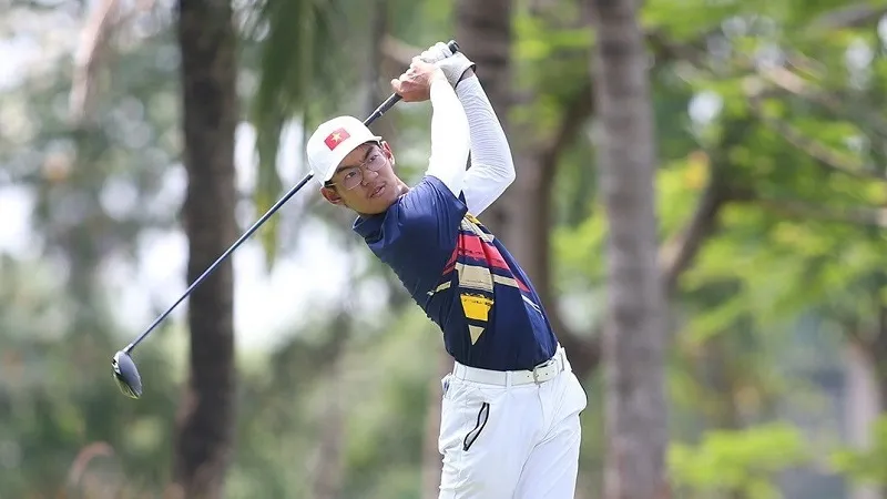 Lê Khánh Hưng đã có vị trí tốt nhất tại giải golf châu Á-Thái Bình Dương 2025. Ảnh: VGA