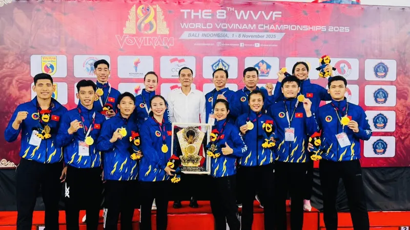 Đội tuyển vovinam Việt Nam giành vị trí số 1 toàn đoàn ở giải vô địch thế giới 2025. Ảnh: MINH MINH