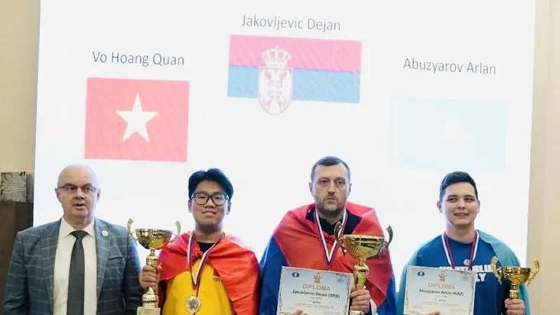 Kỳ thủ Võ Hoàng Quân giành ngôi á quân tại giải đấu ở Serbia. Ảnh: VINH BÙI