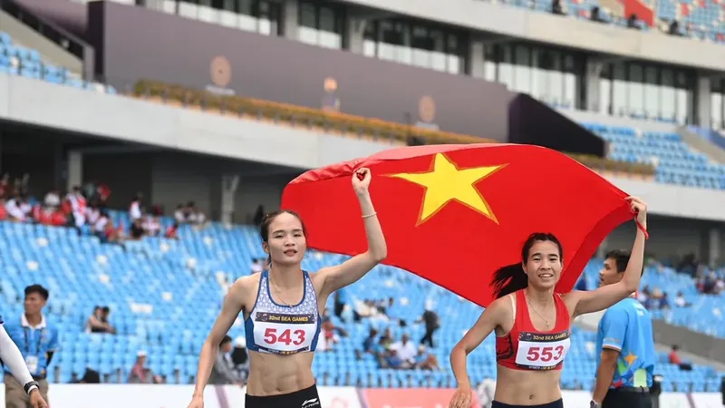 Thu Hà và Bùi Thị Ngân là những tuyển thủ vừa tham dự đợt tập huấn tại Trung Quốc mới đây. Ảnh: DŨNG PHƯƠNG