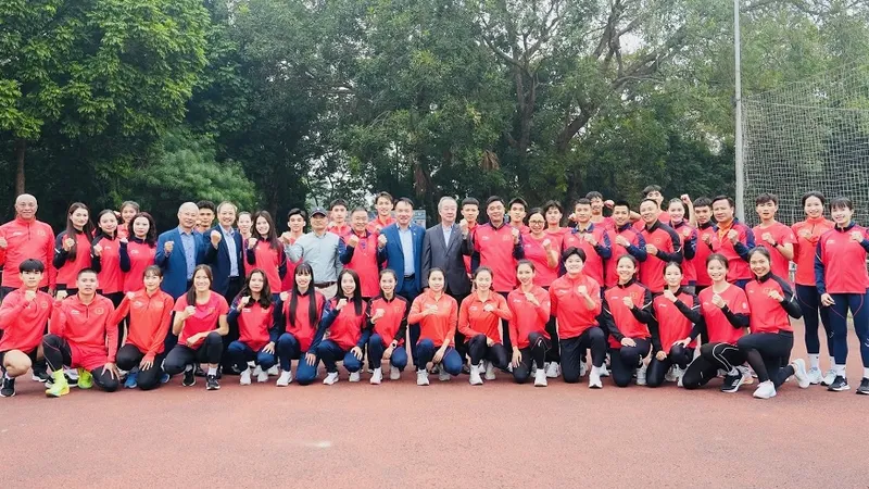 Đội tuyển điền kinh Việt Nam được kiểm tra sự chuẩn bị chuyên môn trong ngày 3-12. Ảnh: ĐẶNG HOÀI