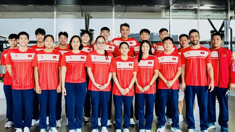 Đội tuyển bơi Việt Nam có mặt tại Thái Lan để chuẩn bị trước tranh tài chính thức. Ảnh: LÊ THANH
