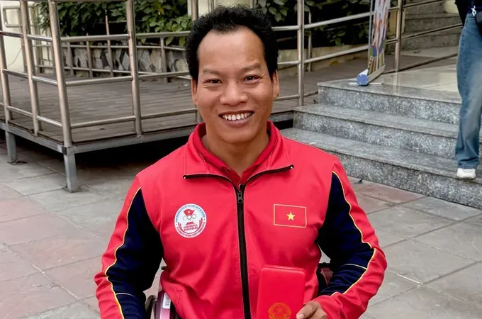 Lực sĩ Lê Văn Công sẽ tham dự ASEAN Para Games 13 tại Thái Lan tới đây. Ảnh: MINH CHIẾN