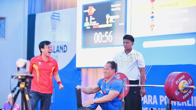 Lê Văn Công giành chiến thắng tại ASEAN Para Games 13. Ảnh: THÁI DƯƠNG