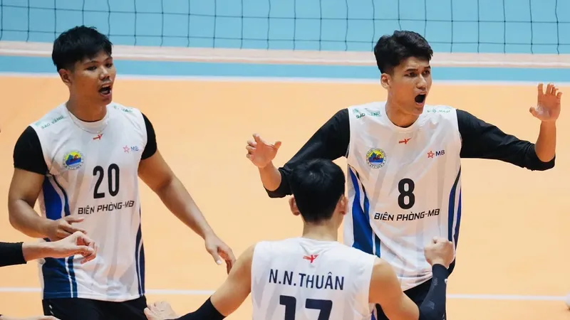 Cầu thủ Biên Phòng MB đã giành được chiến thắng nhẹ nhàng trước đội TPHCM tại lượt trận thứ 2. Ảnh: VFV